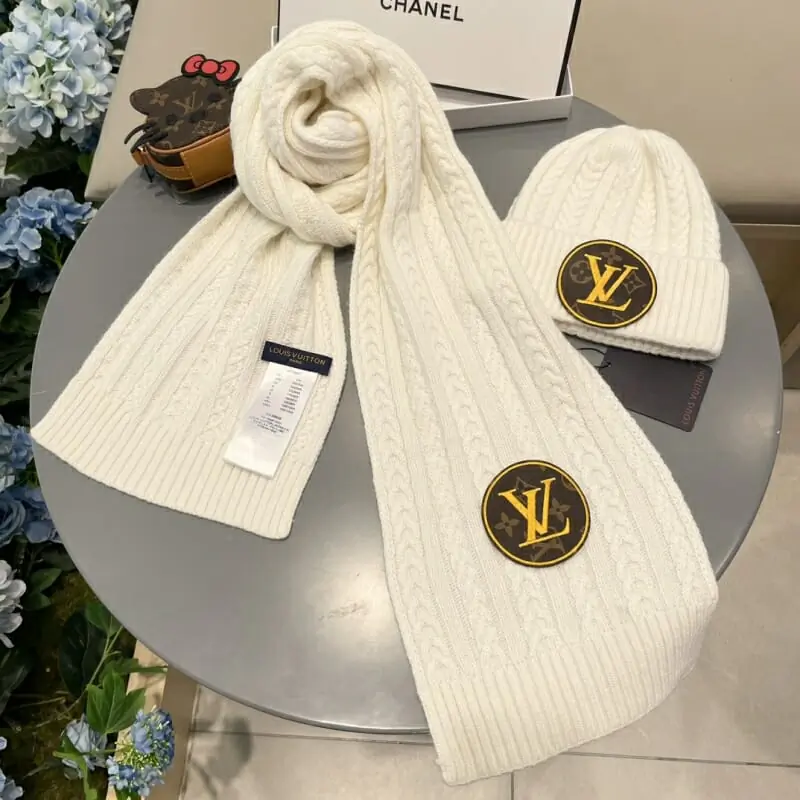 louis vuitton lv hat and echapres set s_12610b24